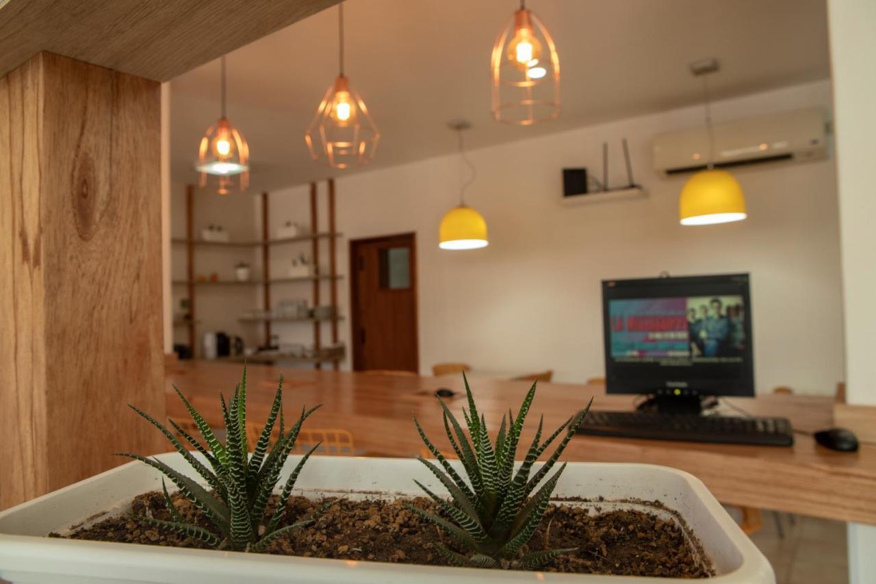 Huemul Hotel Neuquén Eksteriør billede